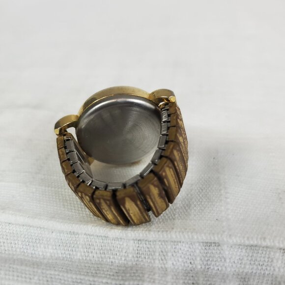 Vintage Jalga Finger Ring Watch Unique Rare Gold Tone - Picture 5 of 7